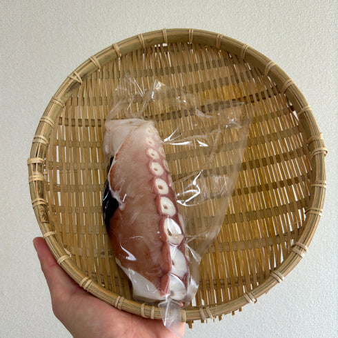 【ハーフカット】オホーツク漁師直送 朝採り朝茹でお刺身タコ【冷凍】